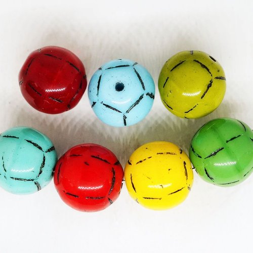 4pcs opaque mélange de rouge bleu jaune vert noir rayé de sport de football ballon de de perles rond sku-250175