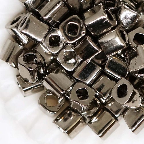 10g de nickel metallic dark silver cube de verre japonais toho perles de rocaille 4mm tc-04-711 4mm sku-259138
