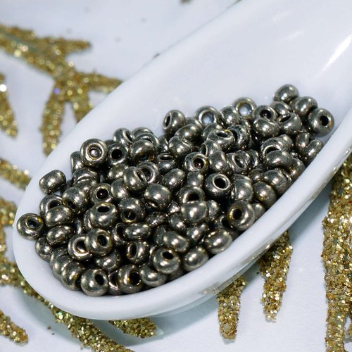 20g argent foncé métallisé ronde verre tchèque perles de rocaille preciosa de entretoise 6/0 4mm sku-260642