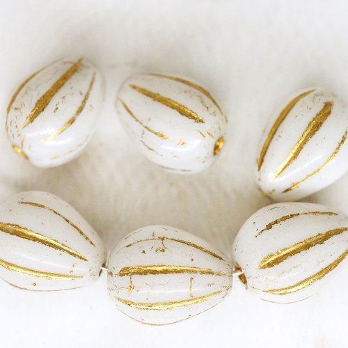 8pcs blanc albâtre opale en or patine laver à rayures en forme de larme de fruits tchèque perles de  sku-249268