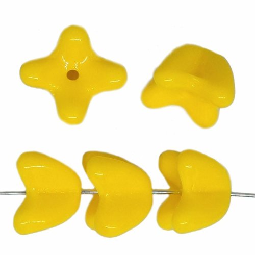 20pcs perles de fleur de tasse jaune verre tchèque 09mm x sku-618527