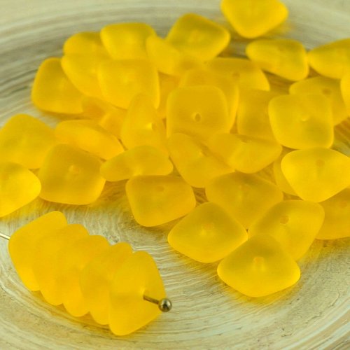 20pcs mat cristal ambre jaune givré plat agité carré puce rondelle de verre tchèque perles mer style sku-30673