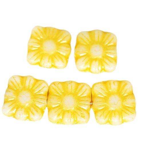20pcs blanc jaune patine lavage fleur plat carré perles de verre tchèque 9mm sku-121646