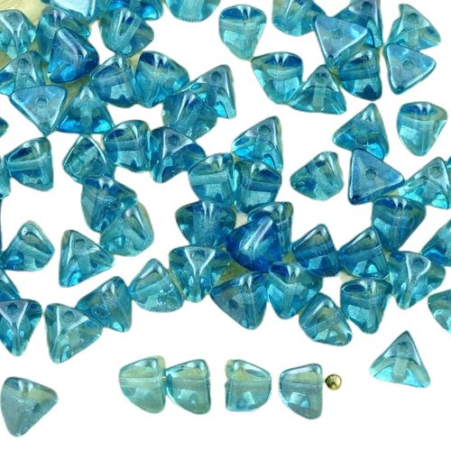 50pcs cristal gris bleu lustre de grand demi-pincée triangle entretoise tchèque perles verre 4mm x 7 sku-32169
