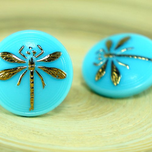 1pc petite opaque bébé or bleu libellule insectes à la main le verre tchèque bouton taille 8 18mm sku-27518