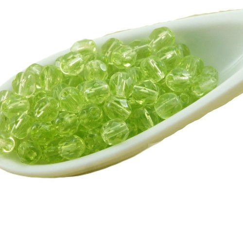 100pcs cristal péridot vert clair ronde à facettes feu poli petite entretoise tchèque perles de verr sku-33477