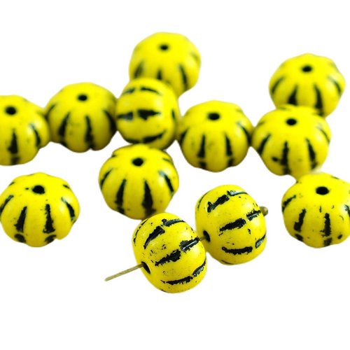 8pcs opaque jaune à rayures noires verre tchèque écrasé melon perles de la citrouille d'halloween fr sku-28737