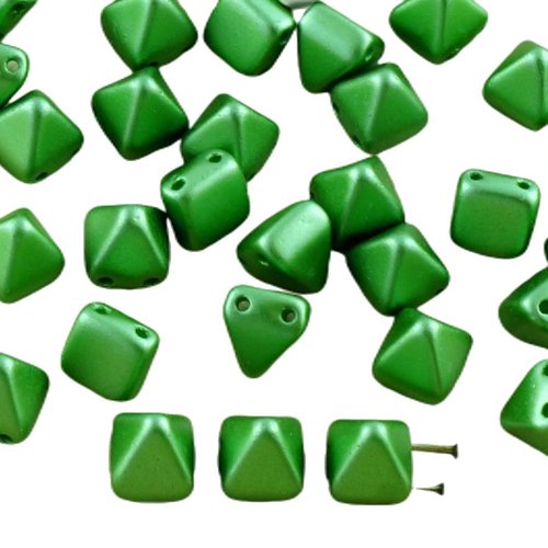 16pcs de perles pastel sage vert olive petite pyramide goujon 2 deux trou verre tchèque 6mm x sku-31318