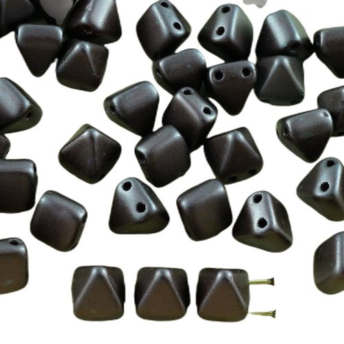16pcs de perles pastel brun chocolat bronze foncé petite pyramide goujon 2 deux trou verre tchèque 6 sku-31320