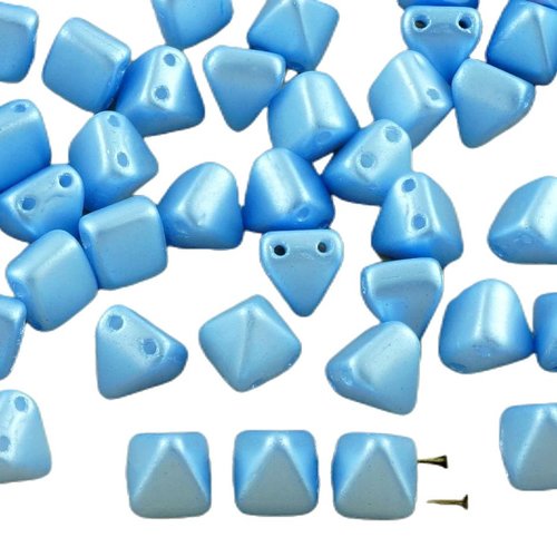 16pcs de perles pastel lumière bleu saphir petite pyramide goujon 2 deux trou verre tchèque 6mm x sku-31325