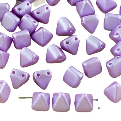 16pcs de perles pastel lilas pourpre violet petite pyramide goujon 2 deux trou verre tchèque 6mm x sku-31327