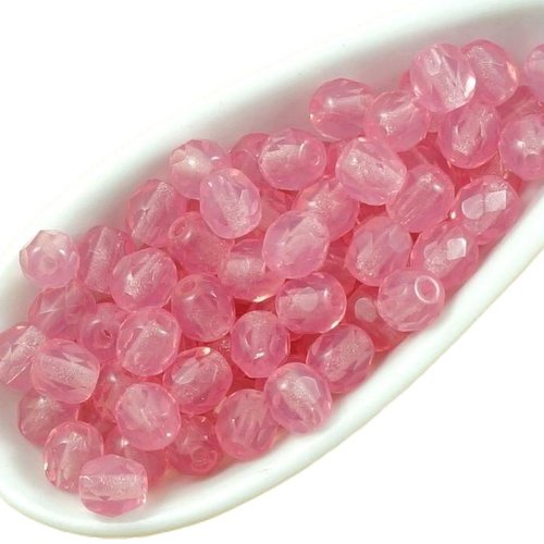 100pcs crystal rose valentine opale ronde à facettes feu poli entretoise tchèque perles de verre 4mm sku-35675
