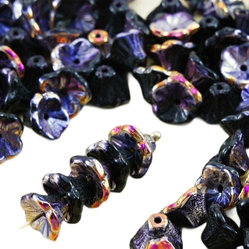 40pcs métallique iris pourpre opaque noir de jais la moitié petite cloche fleur bouchons verre tchèq sku-32334