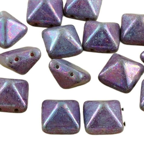 8pcs iris vega violet lustre carré pyramide goujon 2 deux trou de verre tchèque perles 12mm x 12mm sku-31363