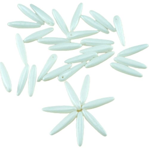 30pcs blanc soie mat de verre tchèque preciosa épine poignard perles feuille plate 5 mm x 16mm sku-26892