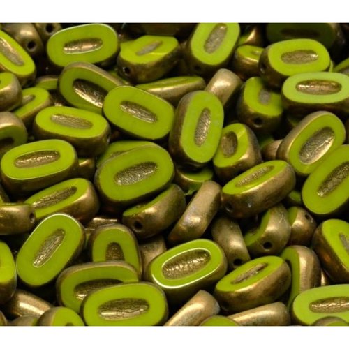 12pcs lustre verte bronze fenêtre table de coupe petite plante ovale petale verre tchèque beads 10mm sku-942079