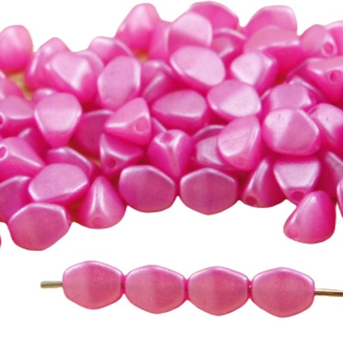 60pcs perles briller la lumière fuchsia valentine rose pincée bicone à facettes entretoise tchèque d sku-32071