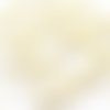 50pcs opaque beige ivoire ronde à facettes feu poli petite entretoise tchèque perles de verre 5mm sku-38758