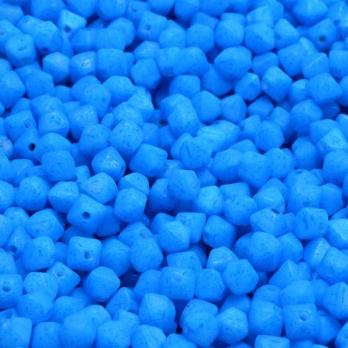 100pcs matte bleu faceté bicone pyramide spacer beads verre tchèque 4mm sku-989081