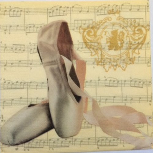 Serviette en papier représentant une paire de chaussons de danse sur fond de partition de musique 