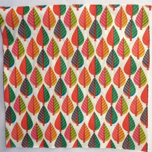 Serviette en papier motif feuilles colorées 