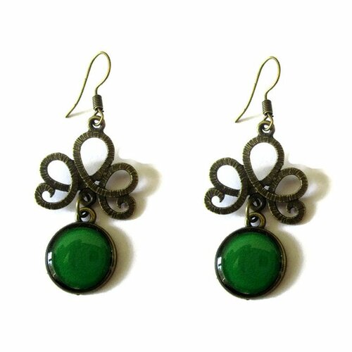 Boucles d'oreilles vertes, bijoux verts, boucles pendantes, minimaliste, simple, cadeau amies, bijoux été, cabochon