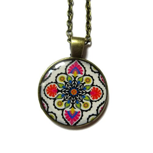 Collier motif ethnique multicolore,  graphique , collier boho, collier mandala, 