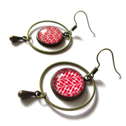 Boucles d'oreilles rouges, créoles, anneaux, motif rouge, pampille bronze, boucles pendantes