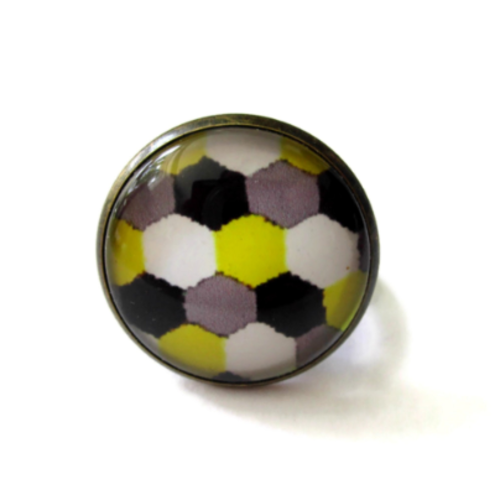 Bague hexagones noirs, jaunes, blancs, gris, bague géométrique