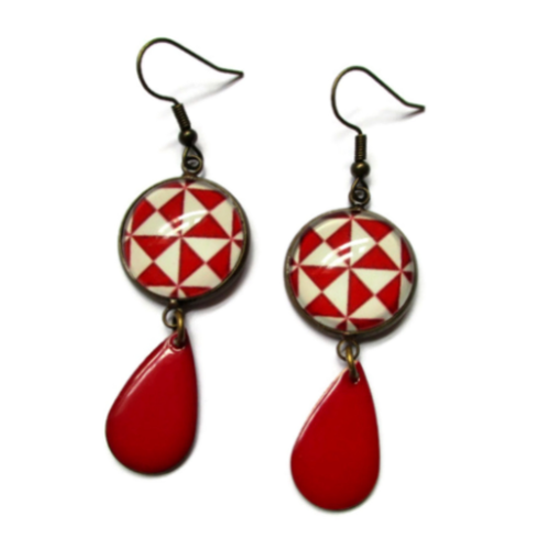 Boucles d'oreilles émail rouge - boucles motif géométrique rouge