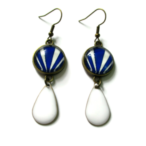 Boucles d'oreilles pendantes bleues et blanches, email blanc
