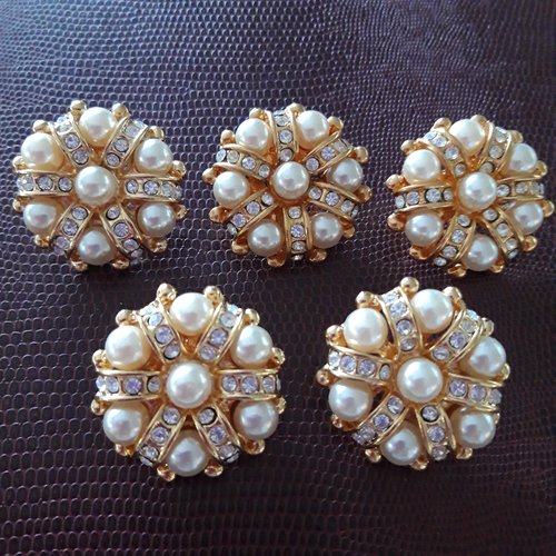 Lot de 5 boutons bijoux, en métal doré, avec perles et strass, diamètre environ 32 mm.