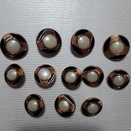 Lot de boutons, imitation métal et perle, 5 diamètre 25 mm et 8 diamètre 20 mm