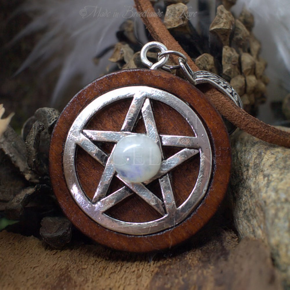Motifs Triple Lune arbre de la vie et pentagramme Bracelet avec talisman