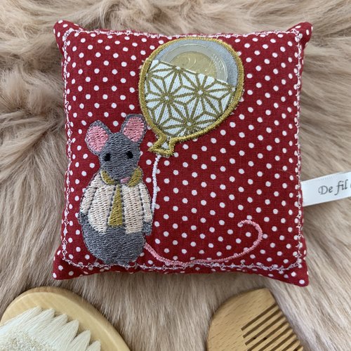 Coussin dent de lait