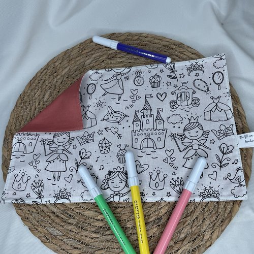 Feuille de coloriage lavable  princesse