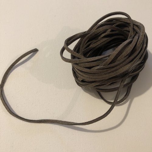 Cordon en suédine aspect daim taupe