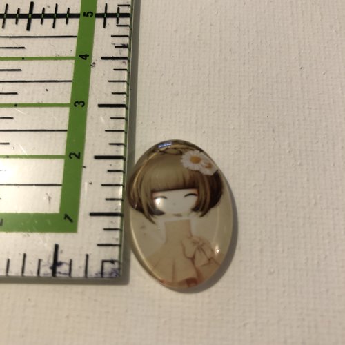 Cabochon en résine à motifs