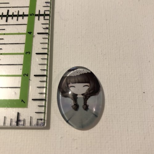 Cabochon en résine à motifs