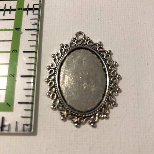 Support pour cabochon ovale