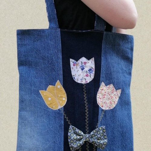 Tote bag- sac cabas jeans avec tulipes