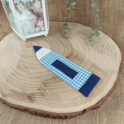 Marque pages crayon personnalisable - modèle vichy bleu et blanc