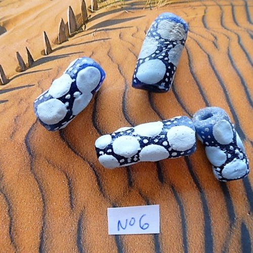 4 perles krobo africaines en verre recyclé 19 à 24 mm