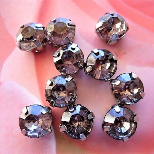 10 chatons strass gris ronds 8 mm