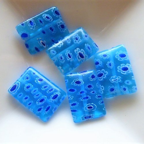 5 perles rectangulaires 18 x 13 mm en verre millefiori bleues