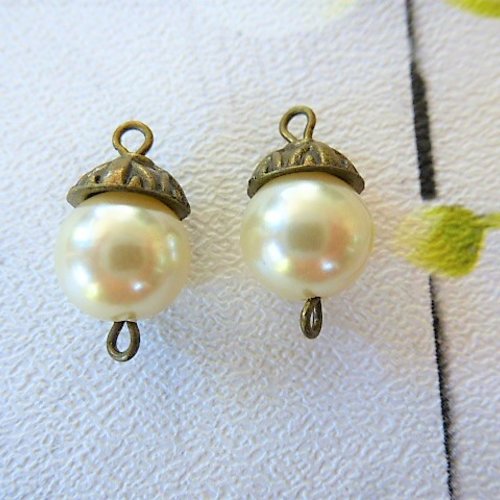 Breloques perles nacrées et calotte bronze pour extension bijoux