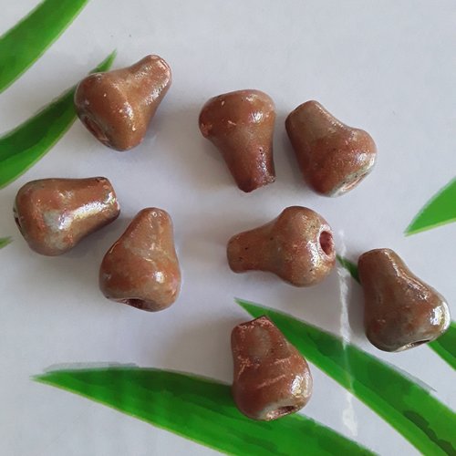 8 perles céramique 15 à 16 mm forme poire, couleurs marron cuivre faites mains
