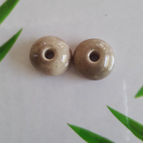 2 perles céramique 12/13 mm artisanales demi rondes cabochon, beige rosé faîtes mains