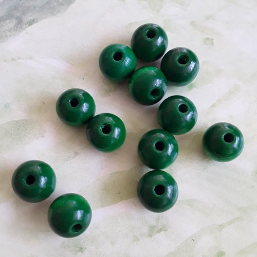 12 perles rondes 10 mm bois vertes lisses