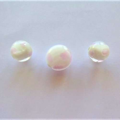 3 perles rondes verre style murano blancs points roses formes diverses de 16 à 20 mm pour création bijoux